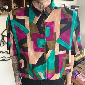 Vintage 90s Bold Abstract Geometric Rayon S/S Button Down Blouse - Size Medium
